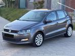 Volkswagen Polo 1.4i • !46.000kms! • Cruise Ctrl • TOPSTAAT, Auto's, Voorwielaandrijving, Euro 5, Stof, Zwart