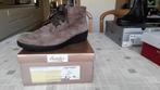 Korte dameslaarsjes 40- beige kleur, Kleding | Dames, Schoenen, Beige, Lage of Enkellaarzen, Ophalen of Verzenden, Zo goed als nieuw