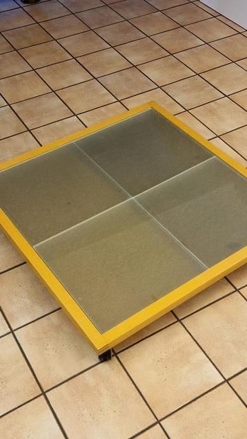 Salontafel beschikbaar voor biedingen