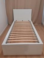 Ikea Malm Eenpersoonsbed 90x200 zo goed als nieuw., Huis en Inrichting, Ophalen