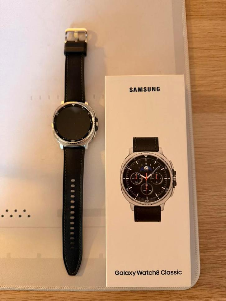Samsung Galaxy Watch 8 Classic / ZGAN, Handtassen en Accessoires, Smartwatches, Zo goed als nieuw, Android, Ophalen of Verzenden
