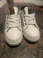 Sneackers maat 41 ( tailleert klein ) eerder 40, Enlèvement, Comme neuf