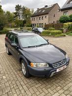 Volvo XC70 2.4 D5 AWD 120 kW diesel, Cuir, Achat, 199 g/km, Boîte manuelle