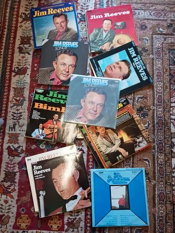 71 Collections de Jim Reeves LP disponible aux enchères