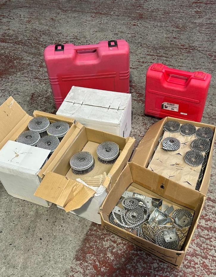 Set Spijkerpistolen nagels merk Alsafix, Bricolage & Construction, Outillage | Autres Machines, Comme neuf, Enlèvement