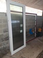 Châssis et une porte fenêtre, Bricolage & Construction, Châssis de fenêtre, Enlèvement ou Envoi, Comme neuf, Vitre comprise