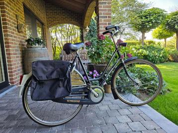 Damesfiets beschikbaar voor biedingen
