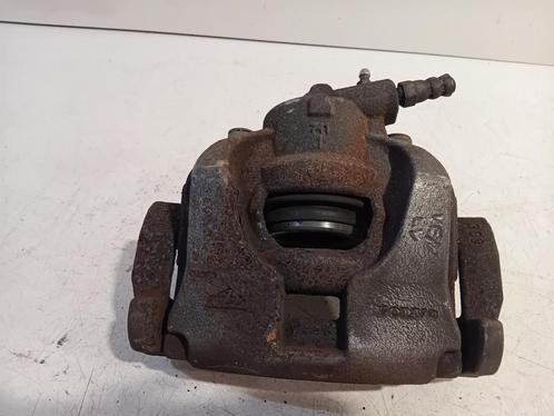 REMKLAUW LINKS VOOR Volvo V70 (BW) (01-2007/04-2016), Auto-onderdelen, Remmen en Aandrijving, Volvo, Gebruikt