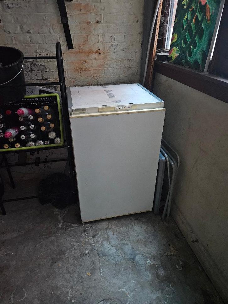 Diepvries GRATIS, Elektronische apparatuur, Vriezers en Diepvrieskisten, Gebruikt, Vrijstaand, Vrieskast, Ophalen