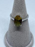 Zilveren ring met zultanite maat 15,7, Handtassen en Accessoires, Ringen, 20 of groter, Nieuw, Ophalen of Verzenden, Met edelsteen