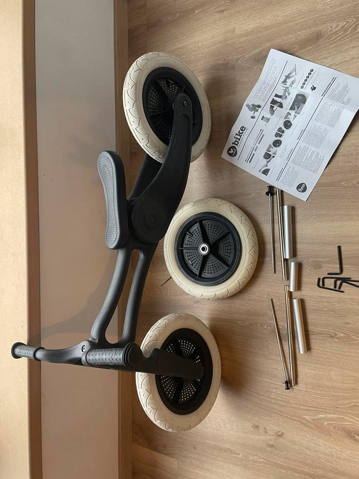 Wishbone 3 in 1 loopfiets (driewieler en tweewieler), Kinderen en Baby's, Speelgoed | Buiten | Voertuigen en Loopfietsen, Zo goed als nieuw