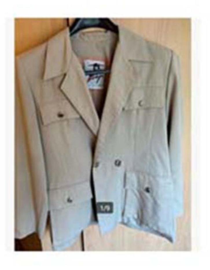 Beige “Saharienne” jas - maat M– heel correcte staat, Kleding | Dames, Jasjes, Kostuums en Pakken, Zo goed als nieuw, Jasje, Maat 38/40 (M)