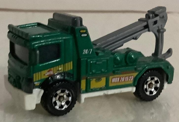 Matchbox Urban Tow Truck 2011, Hobby en Vrije tijd, Modelauto's | Overige schalen, Gebruikt, Ophalen of Verzenden