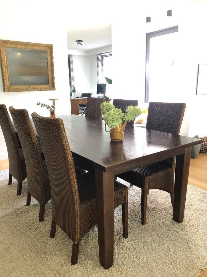 Massief houten tafel met 8 stoelen Lloyd Loom, Huis en Inrichting, Tafels | Eettafels, Gebruikt, 100 tot 150 cm, 200 cm of meer