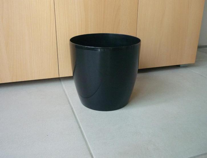 Zwarte glanzende kunststof bloempot  21x22 cm, Tuin en Terras, Bloempotten, Kunststof, Binnen, Ophalen of Verzenden
