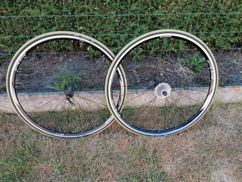 Shimano RS koerswielen, Fietsen en Brommers, Fietsonderdelen, Zo goed als nieuw, Racefiets, Wiel, Ophalen