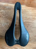 Selle Italia SLR Boost Superflow Ti zadel 145mm, Fietsen en Brommers, Ophalen of Verzenden