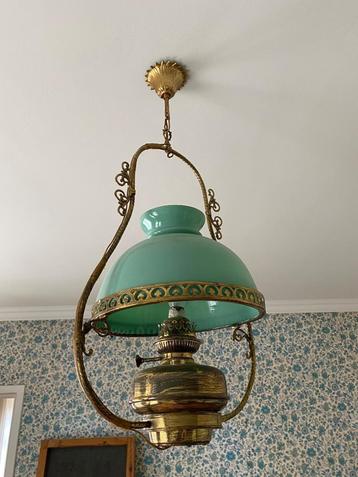 Decoratieve lamp in koper en glas beschikbaar voor biedingen