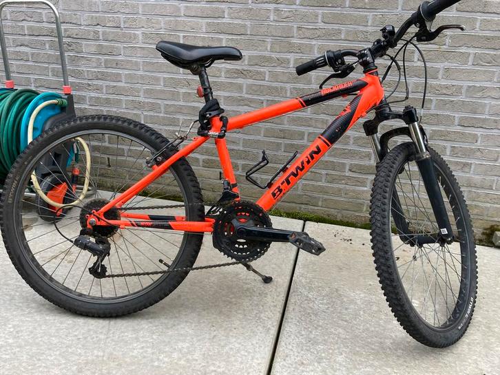 Sportieve MTB 24 " rood Kids, Fietsen en Brommers, Fietsen | Mountainbikes en ATB, Gebruikt, Overige merken, Hardtail, Ophalen