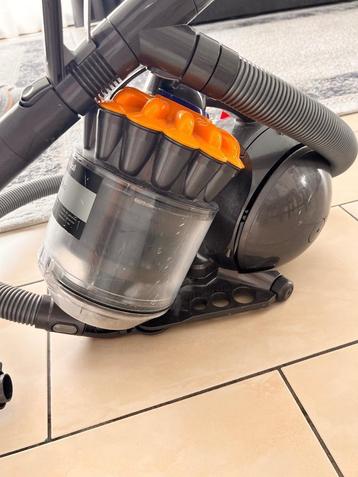 Stofzuiger Dyson Ball  beschikbaar voor biedingen