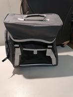 Sacoche vélo fixation sur porte bagages arrière état neuf av, Vélos & Vélomoteurs, Enlèvement, Comme neuf