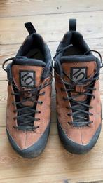 chaussures 5.10 (Five Ten - Adidas) - taille 37 - cuir, Comme neuf, Brun, Enlèvement, Chaussures de sports