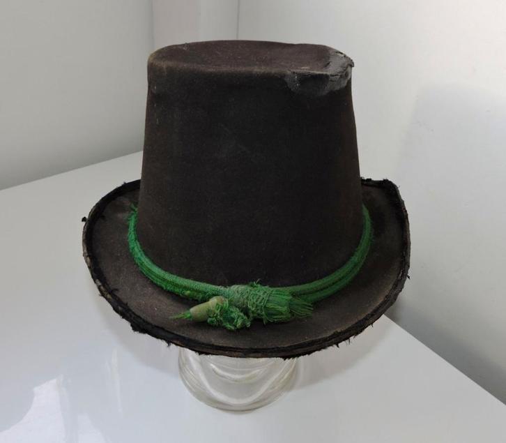 +/- 1900 GARDE CIVIQUE ancienne Coiffe, Collections, Objets militaires | Général, Gendarmerie, Enlèvement ou Envoi