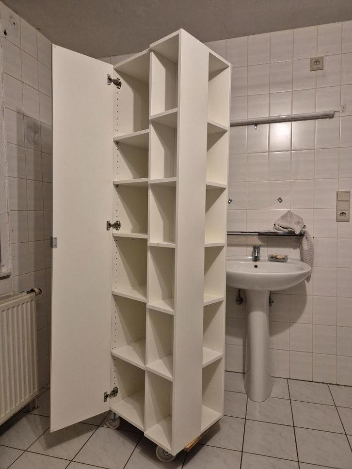 Lillangen kolomkast voor badkamer, Huis en Inrichting, Badkamer | Badkamermeubels, Zo goed als nieuw, (Half)hoge kast, 150 tot 200 cm