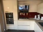 HOOGGLANS DESIGN KEUKEN INCLUSIEF APPARATUUR, Huis en Inrichting, Keuken | Complete keukens, Ophalen, Wit, Hoekkeuken, Graniet of Steen