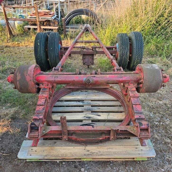 Pipowagen woonwagen tiny house chassis assen banden dissel, Zakelijke goederen, Landbouw | Werktuigen, Ophalen