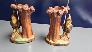 Vlaams aardewerk, kabouter aan boom, set, 2 stuks beschikbaar voor biedingen