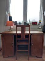 Houten bureau en stoel in vintage stijl met 2 opbergruimtes, Antiek en Kunst, Antiek | Meubels | Kasten, Ophalen