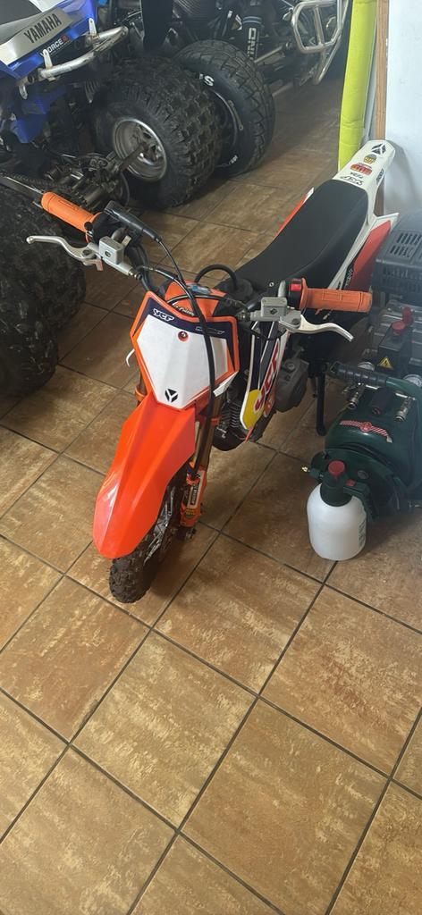 Ycf 50A Édition Factory 2019, Fietsen en Brommers, Minibikes, Midibikes en Pitbikes, Zo goed als nieuw, Dirtbike, Ophalen