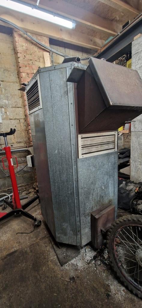 Chauffage d'atelier avec ventilation, Enlèvement