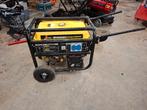 Generator 5.5KVA, Doe-het-zelf en Bouw, Aggregaten, Ophalen, Gebruikt, Benzine, Geluidgedempt
