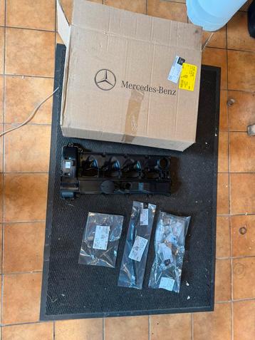 Kleppendeksel OM 651 250cdi Bleutec motor beschikbaar voor biedingen