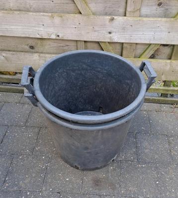 Kweekpotten 30 liter beschikbaar voor biedingen