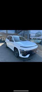 Hyundai Kona Hev Feel N-Line demowagen. In dienst vanaf 12/5, Auto's, 109 g/km, Wit, Bedrijf, 5 deurs