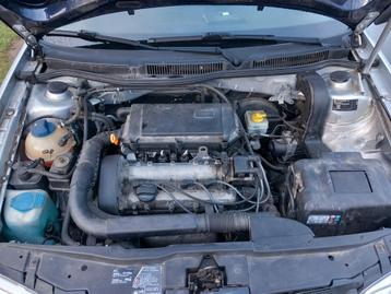 URGENT TOUT DOIT PARTIR VITE PIECE MOTEUR VW GOLF 4 (1400), Enlèvement, Révisé, Volkswagen