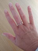 Nieuwe gekruiste ring - 2 cm diameter, Ophalen of Verzenden, Nieuw