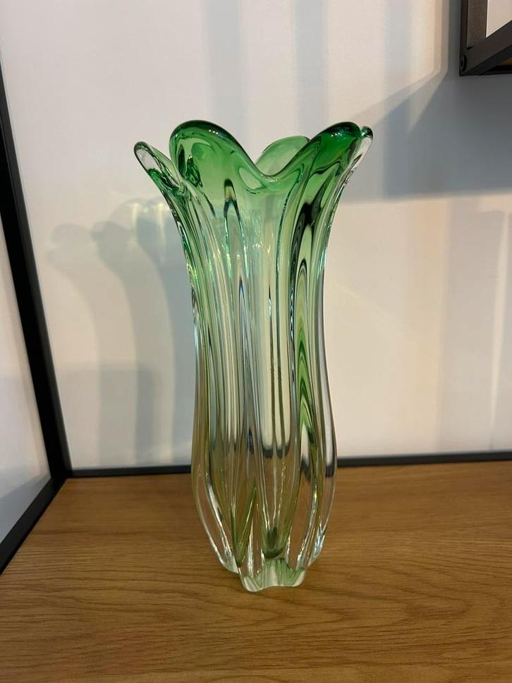 Mooie vintage Latvian Livani glas vaas, Antiek en Kunst, Antiek | Vazen, Ophalen of Verzenden