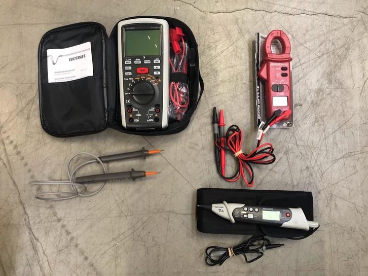 Diverse Multimeter, Doe-het-zelf en Bouw, Meetapparatuur, Zo goed als nieuw, Multimeter, Ophalen