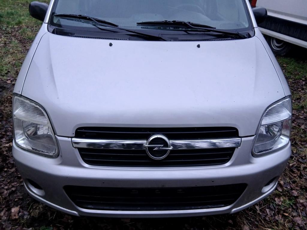 Opel agila MOET weg! Goede staat, Auto's, Opel, Particulier, Agila, Metaalkleur, Trekhaak, Benzine, Grijs, Ophalen