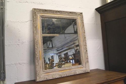 Grote antieke Barok spiegel met grijs/gouden kader 74 x 64, Huis en Inrichting, Woonaccessoires | Spiegels, Gebruikt, 50 tot 75 cm