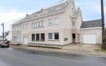 Commercieel te huur in Sint-Lievens-Houtem beschikbaar voor biedingen