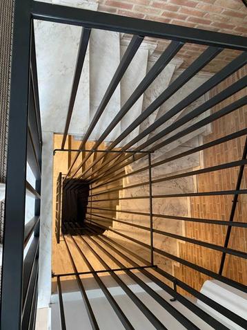 Marmer Ladders beschikbaar voor biedingen
