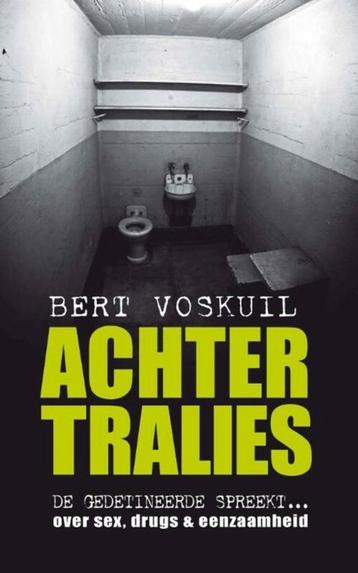 Achter de tralies / Bert Voskuil  beschikbaar voor biedingen