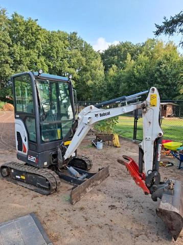 Bobcat E20z, Enlèvement