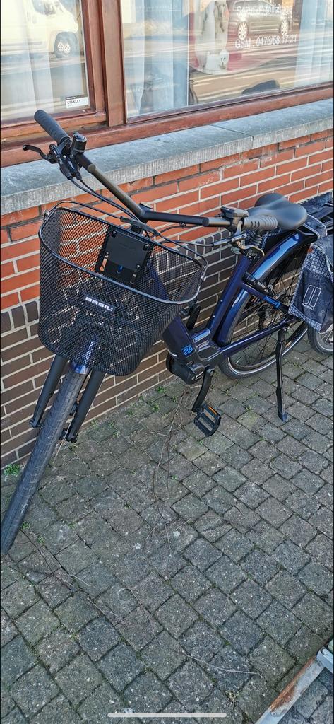Vélo à assistance électrique Moustache Samedi 28.2 faible km, Fietsen en Brommers, Elektrische fietsen, Moustache, Ophalen