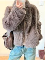 Veste matelassé a boutons fausse fourrure, Tendance, Neuf, Taille 38/40 (M), Gris